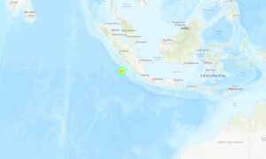 strong-earthquake-shakes-western-indonesia;-no-tsunami-alert