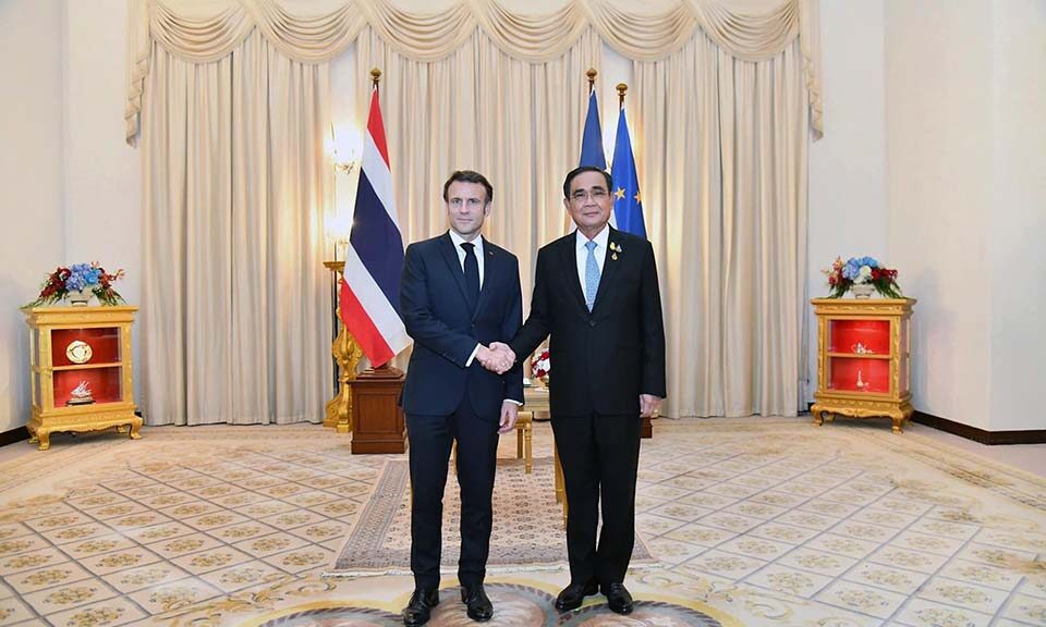 thai-pm-and-french-president-bilateral-discussions-during-the-apec-visit-as-guest-of-the-chair-–-pattaya-mail