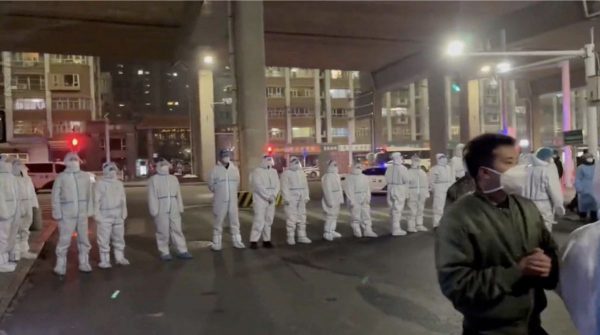 huge-covid-protests-erupt-in-china’s-xinjiang-after-deadly-fire