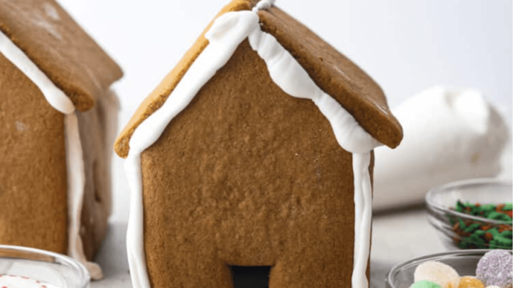 gingerbread-house-–-the-recipe-critic