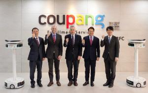 coupang-hosts-us.-ambassador,-korean-officials-at-daegu-fc