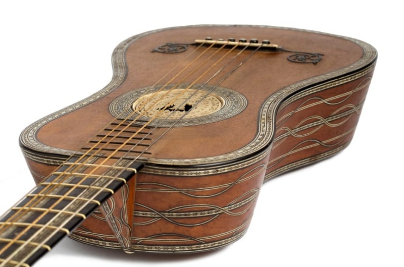 passed-by-inheritance:-guitar-given-as-a-gift-by-marie-antoinette-is-expected-to-fetch-up-to-$84,000-in-auction-–-lifestyle-asia