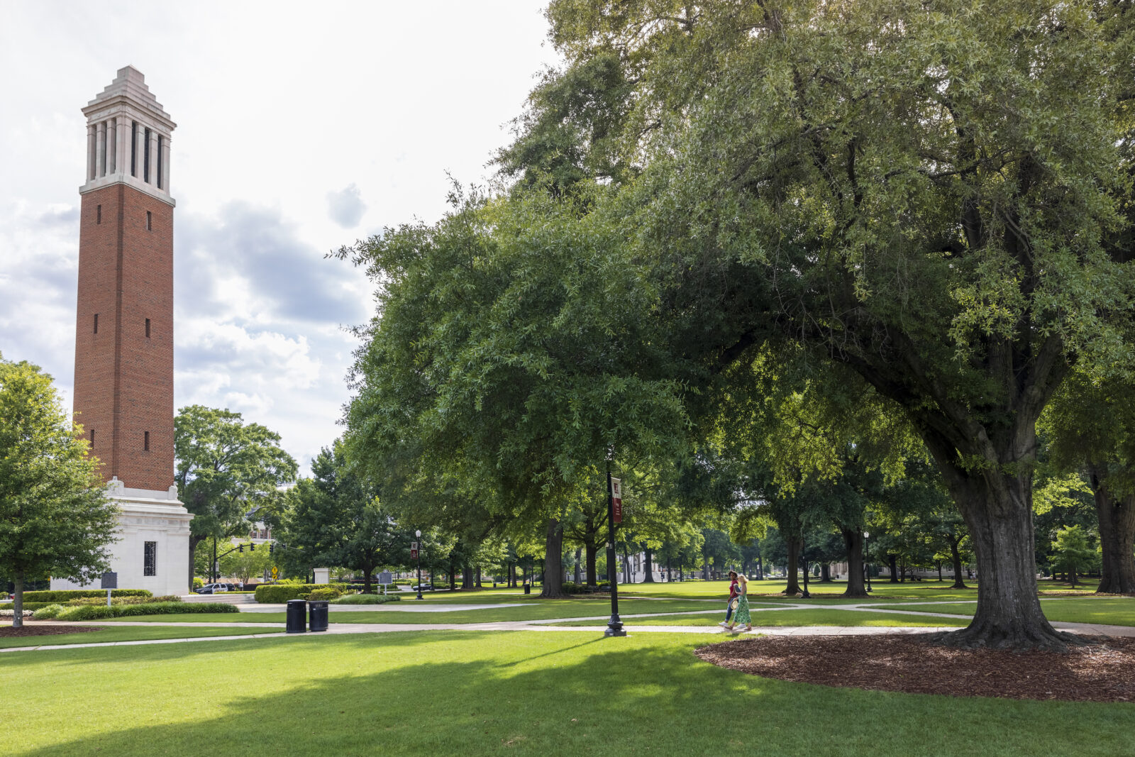 my-town:-kaitlan-collins’s-spirited-tuscaloosa