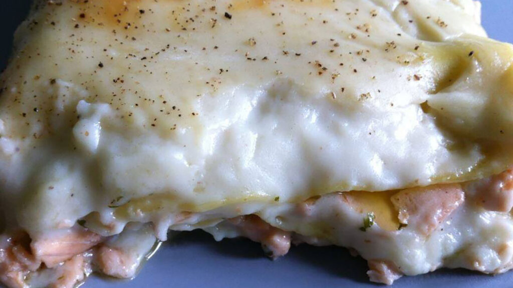 lasagna-al-salmone,-il-primo-di-natale-piu-cremoso-e-veloce-che-c’e.-si-preparano-in-10-minuti