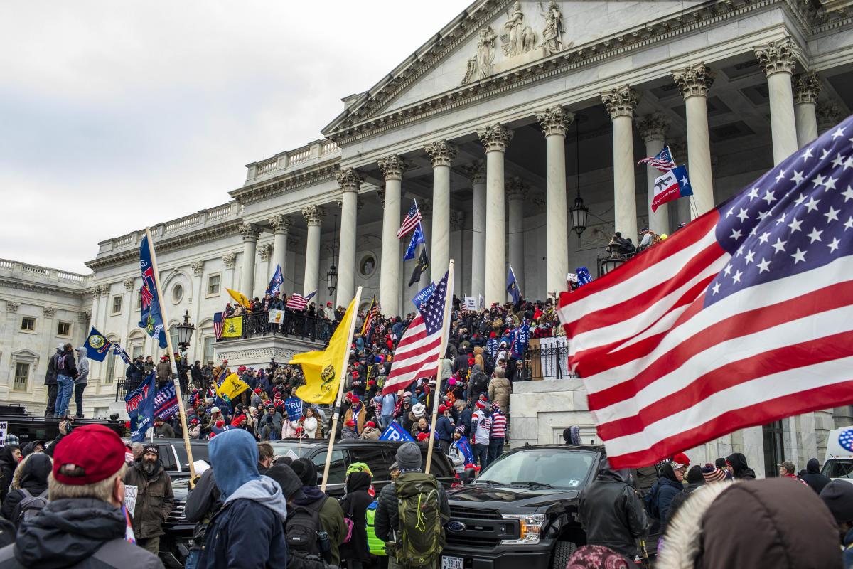 in-capitol-attack,-more-than-900-people-have-been-criminally-charged