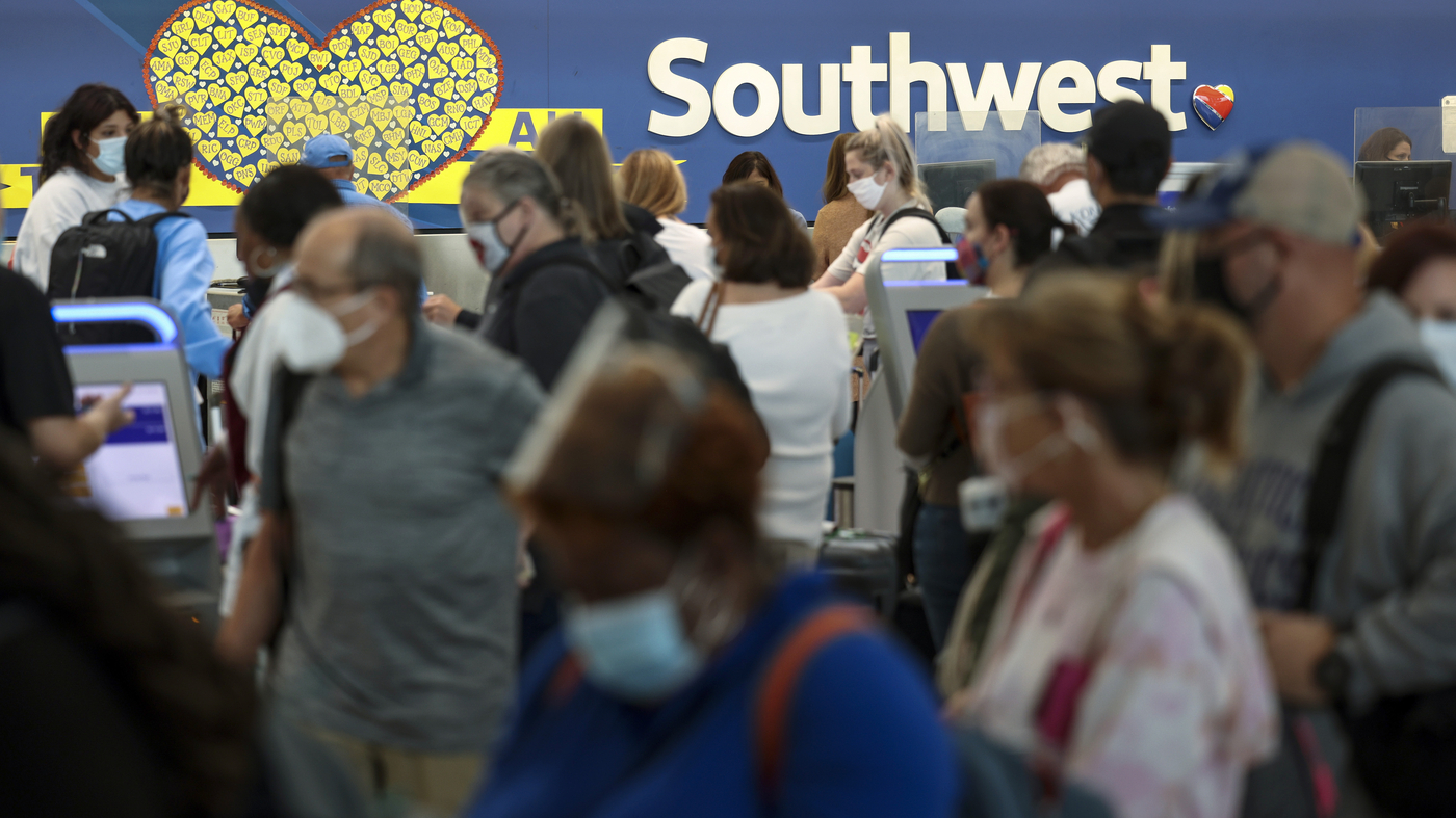 southwest-cancels-more-than-2,800-flights-in-a-'full-blown-meltdown'