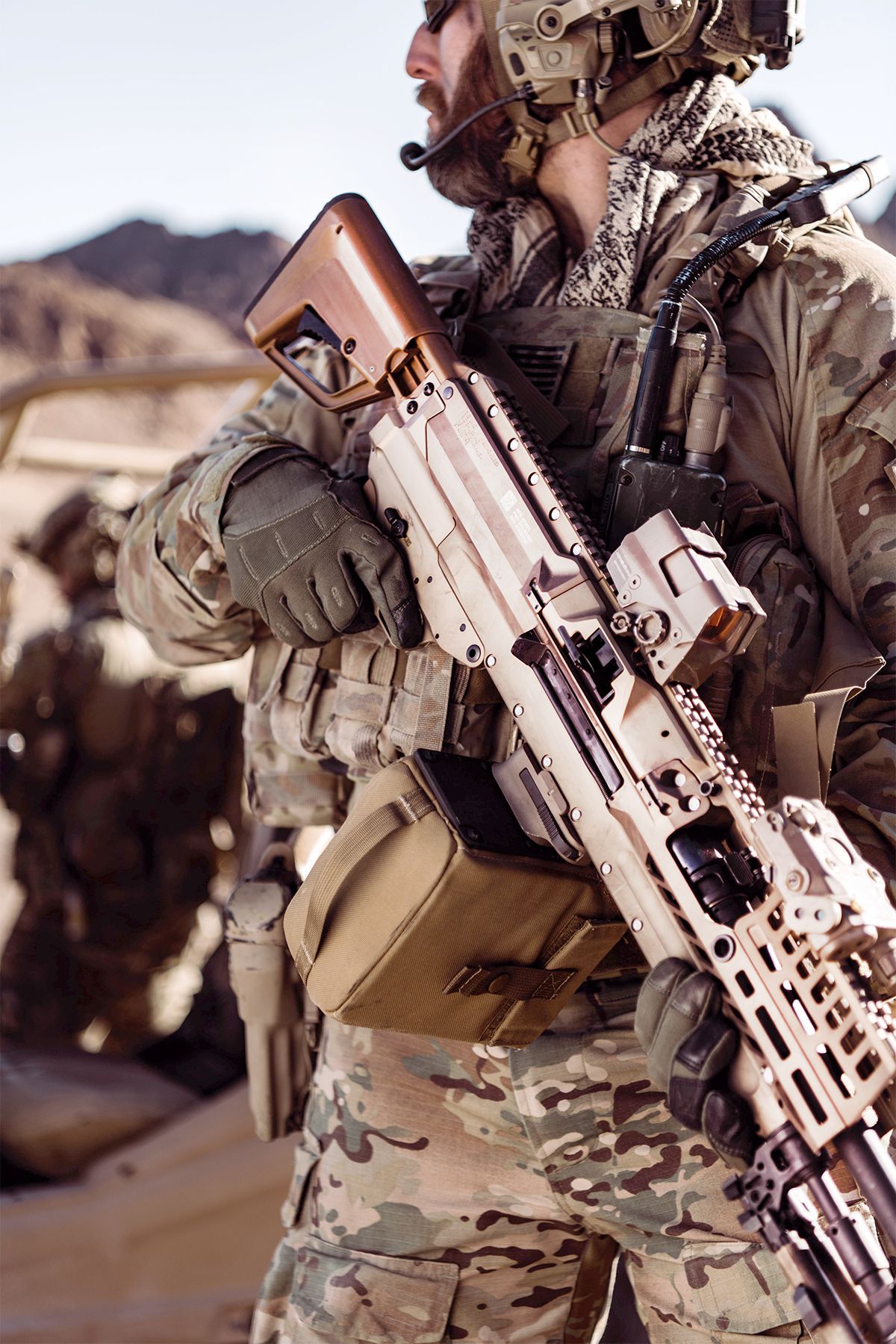 new-rifle,-light-machine-gun-headed-to-close-combat-troops