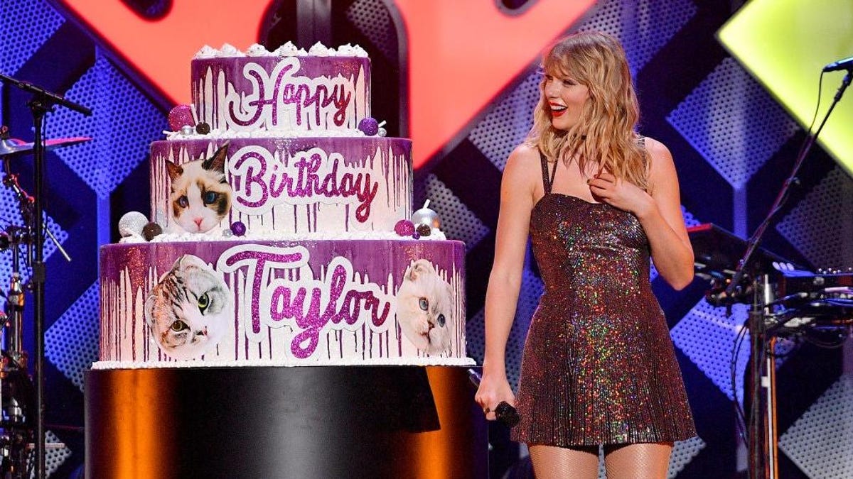 taylor-swift’s-birthday-cake-was-a-last-minute-effort