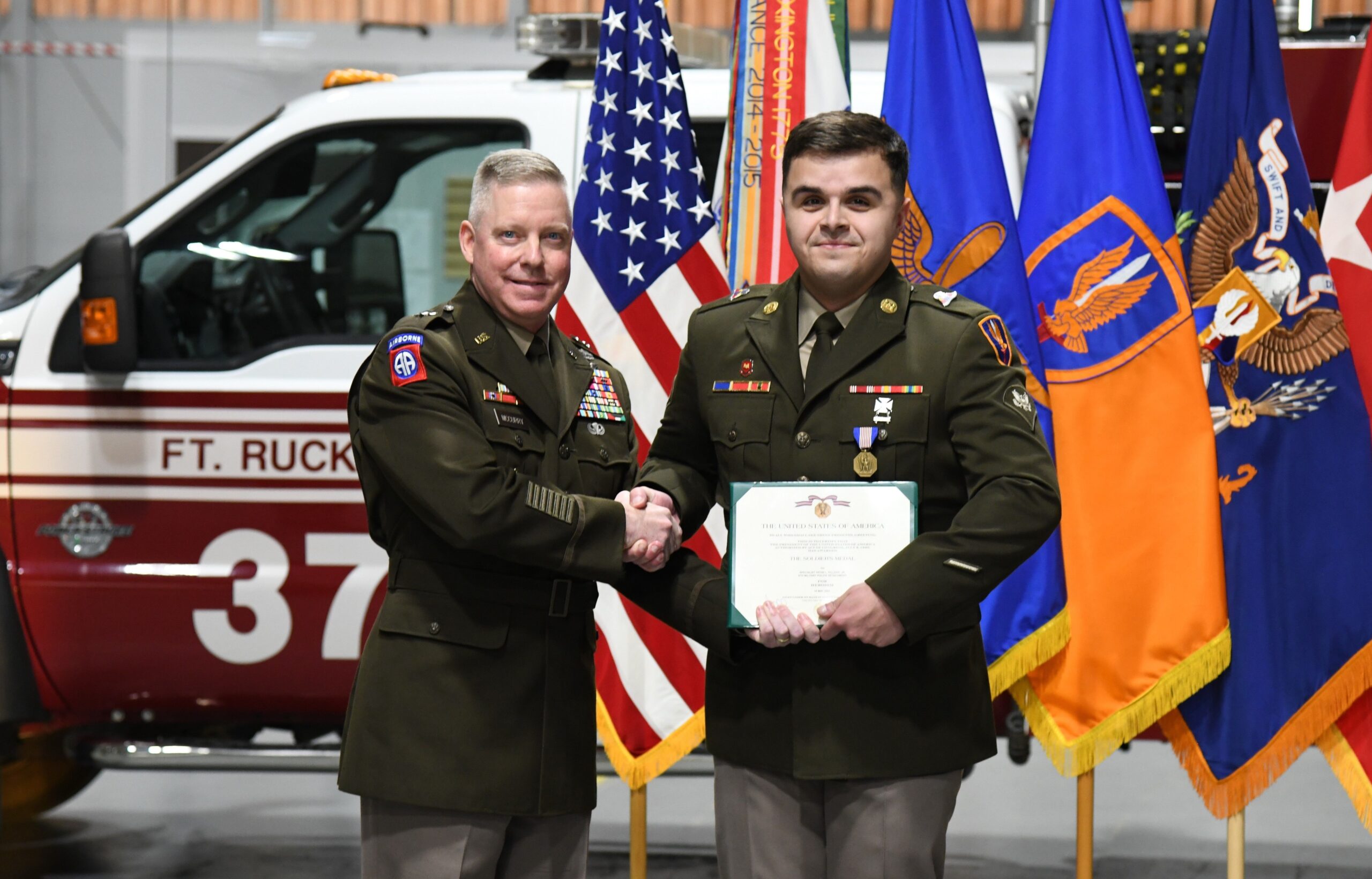 fort-rucker-soldier-earns-soldier’s-medal-for-saving-man-from-fire