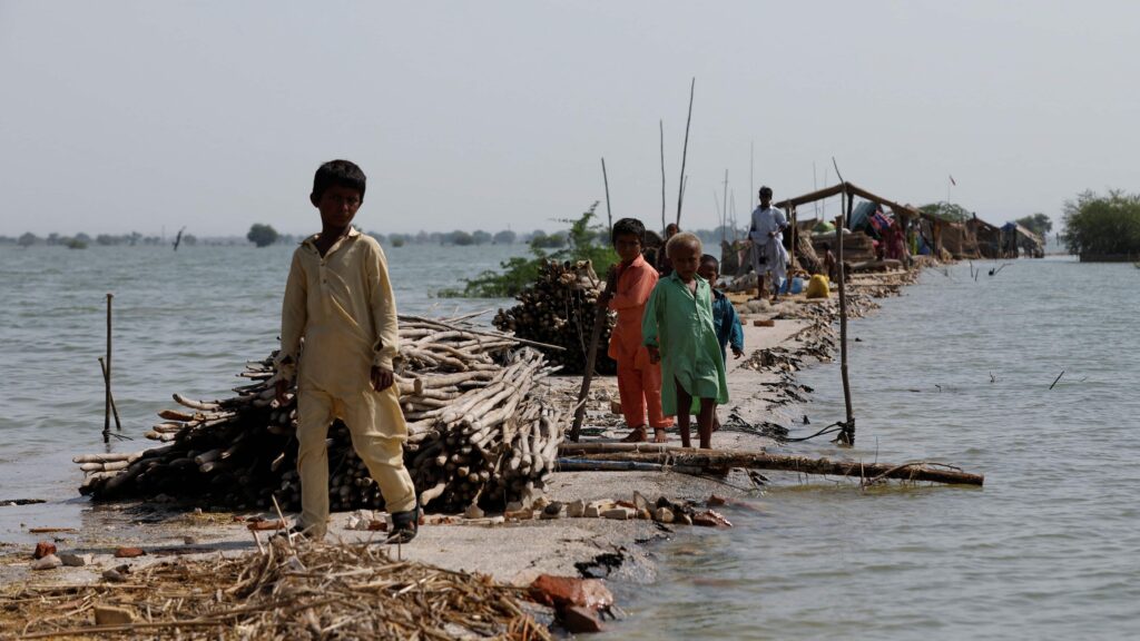 after-pak-pm-sharif's-plea,-international-community-pledges-around-$10bn-for-flood-relief