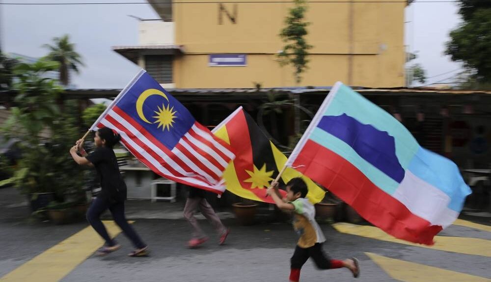 politicians-agree-more-has-to-be-done-to-reflect-sabah,-sarawak-as-regions-–-asia-newsday