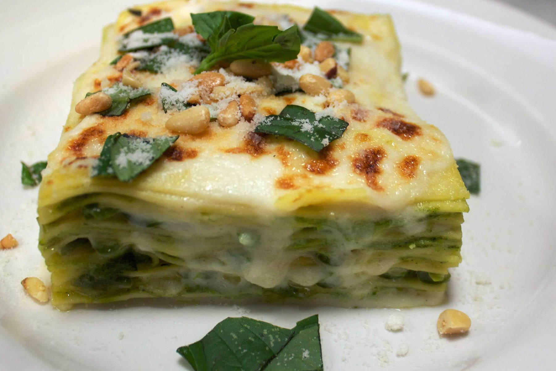 lasagna-alla-genovese,-cosi-cremosa-da-sciogliersi-in-bocca.-per-carnevale-e-piu-buona-della-classica