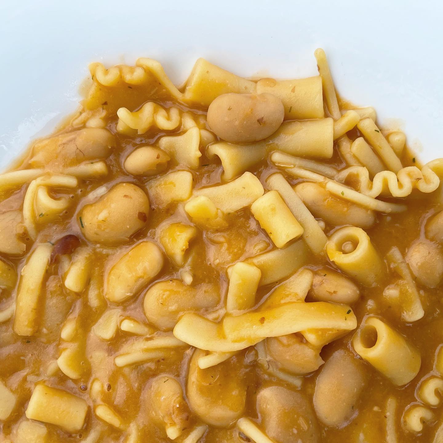 pasta-e-fagioli-di-bruno-barbieri,-tutto-il-segreto-del-sapore-e-nel-soffritto.-cosa-si-mette-insieme-ai-legumi