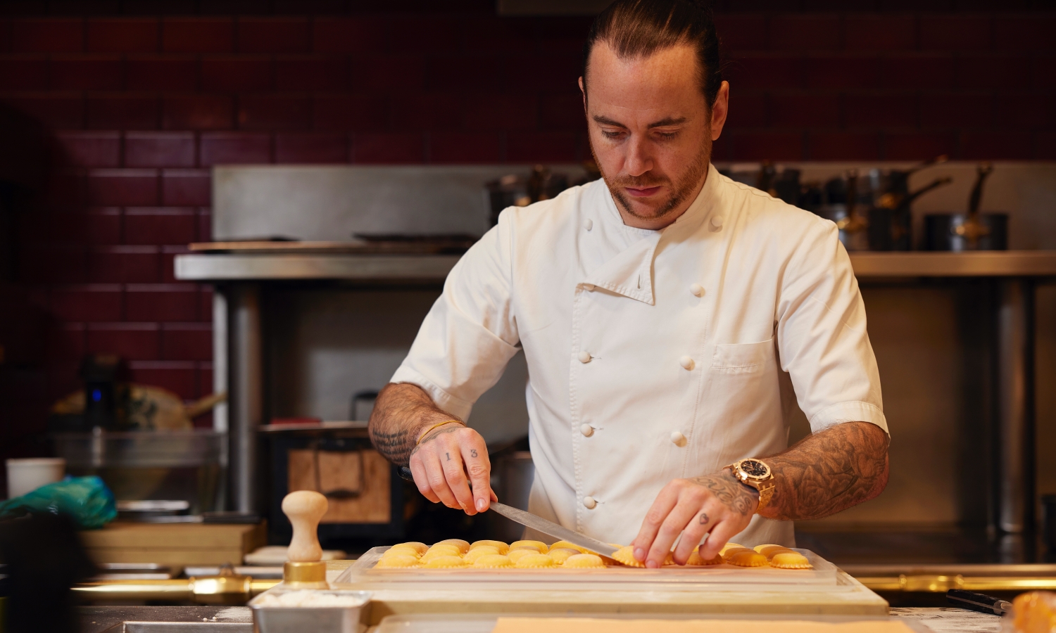 the-ritz-carlton-maldives-presents-chef-tom-sellers-of-two-michelin-starred-restaurant-story