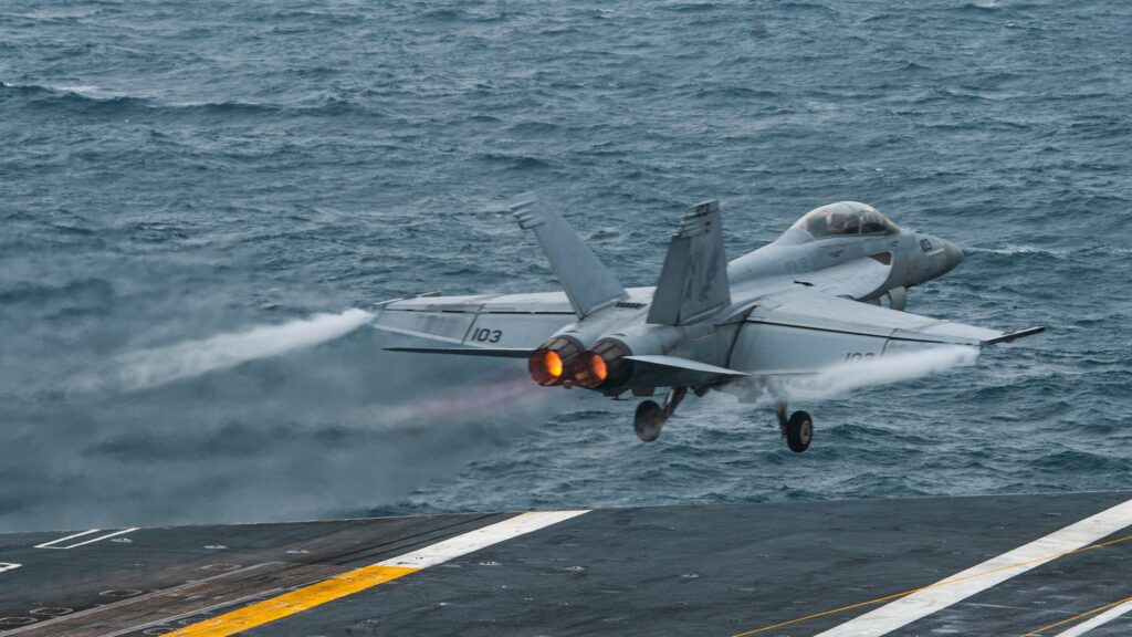 super-bowl-flyover-will-honor-50-years-of-women-flyers-in-the-navy