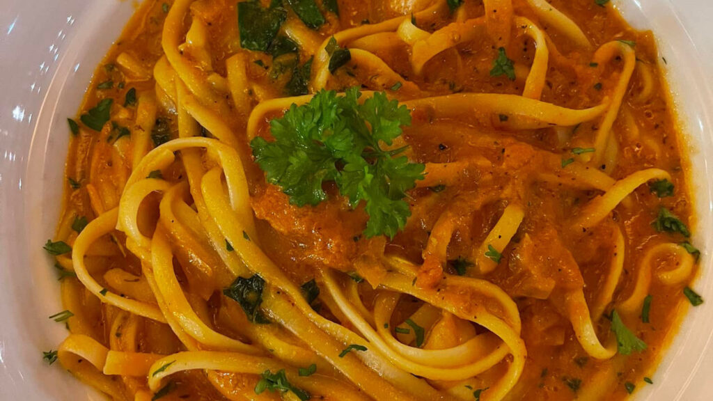 spaghetti-alla-cafonara,-la-ricetta-del-mitico-toto:-“non-chiamatela-pasta-al-pomodoro,-il-mio-segreto-dei-6-bicchieri”