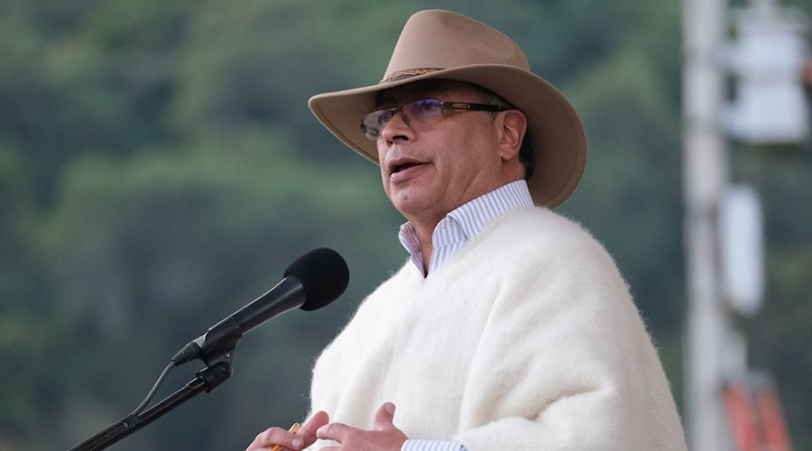 colombian-president-reiterates-negative-to-allow-gold-mining-in-the-andes-mountains