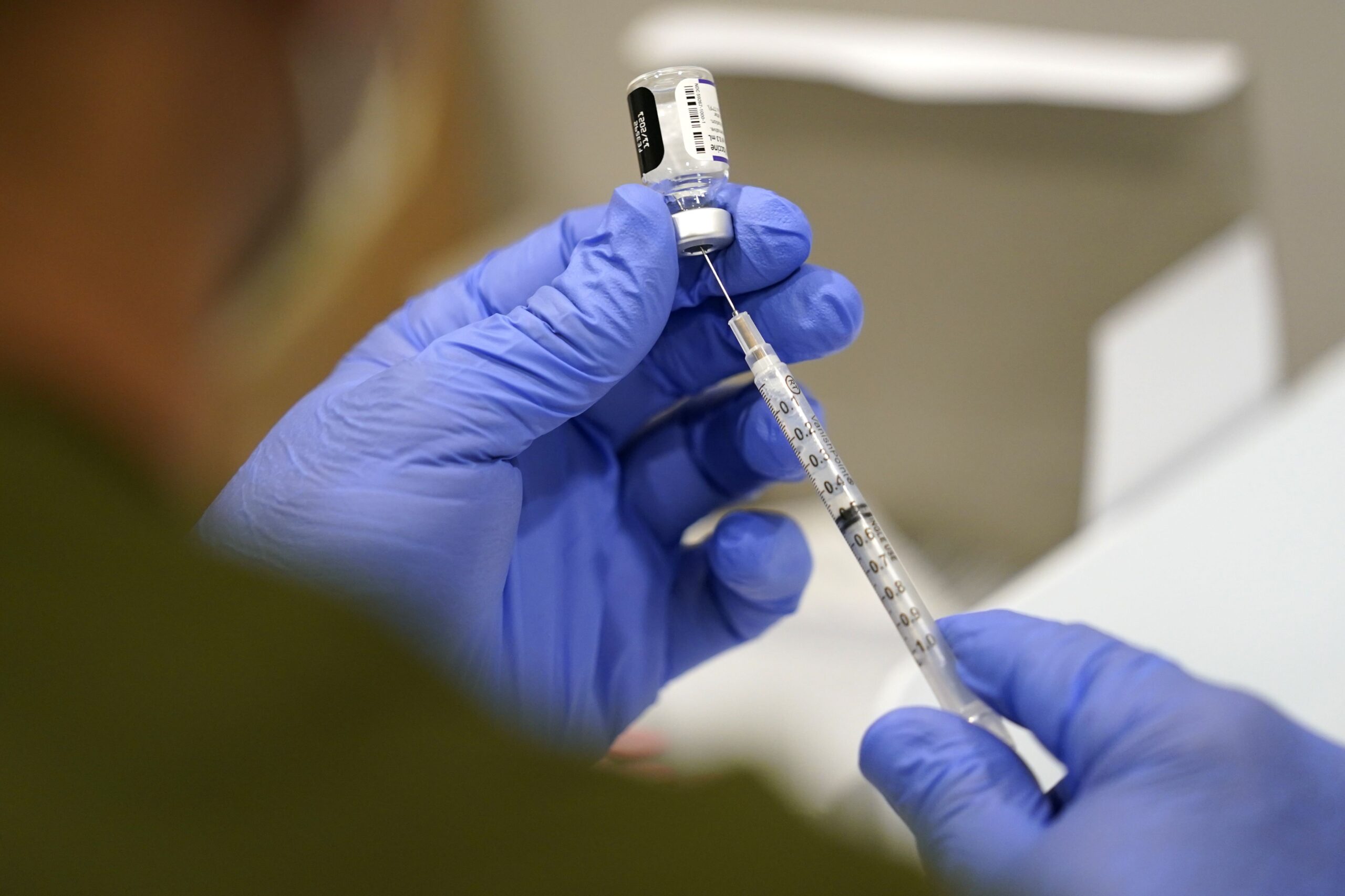 military’s-covid-19-vaccine-mandate-lifted,-but-litigation-lingers