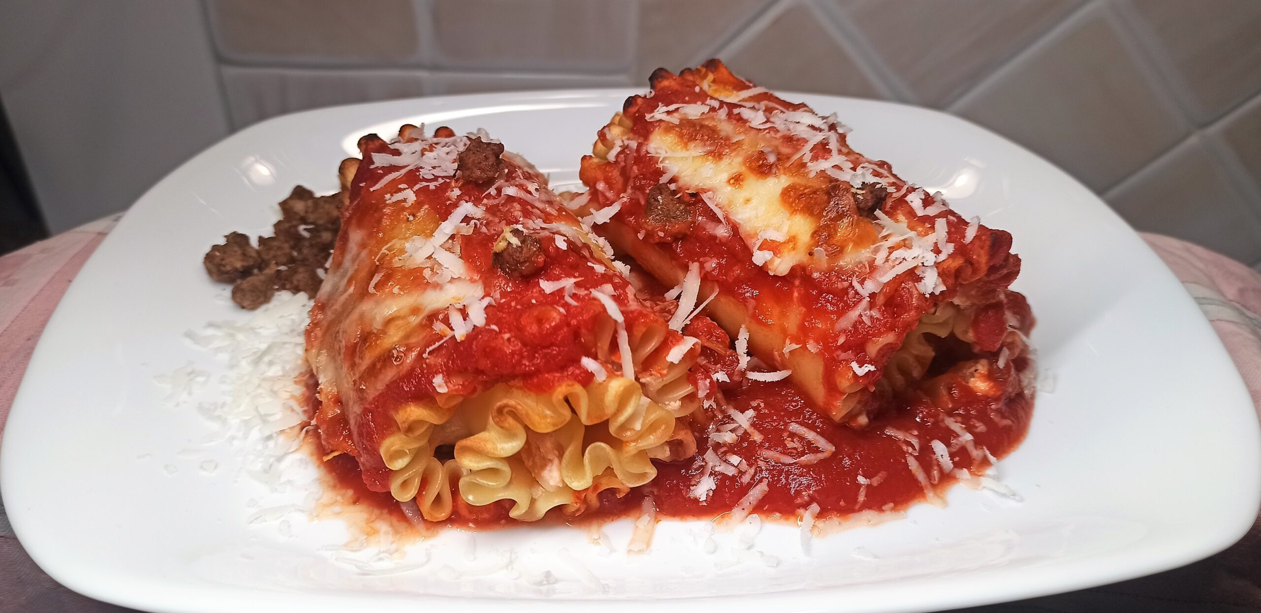 involtini-di-lasagne-ricce,-piu-sfiziose-e-buone-della-classica-lasagna-e-dei-cannelloni