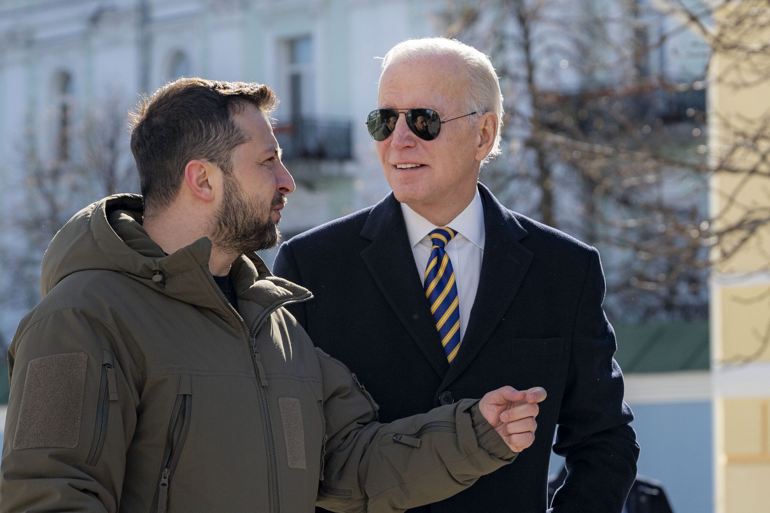 biden-makes-surprise-visit-to-kyiv-on-eve-of-invasion-anniversary