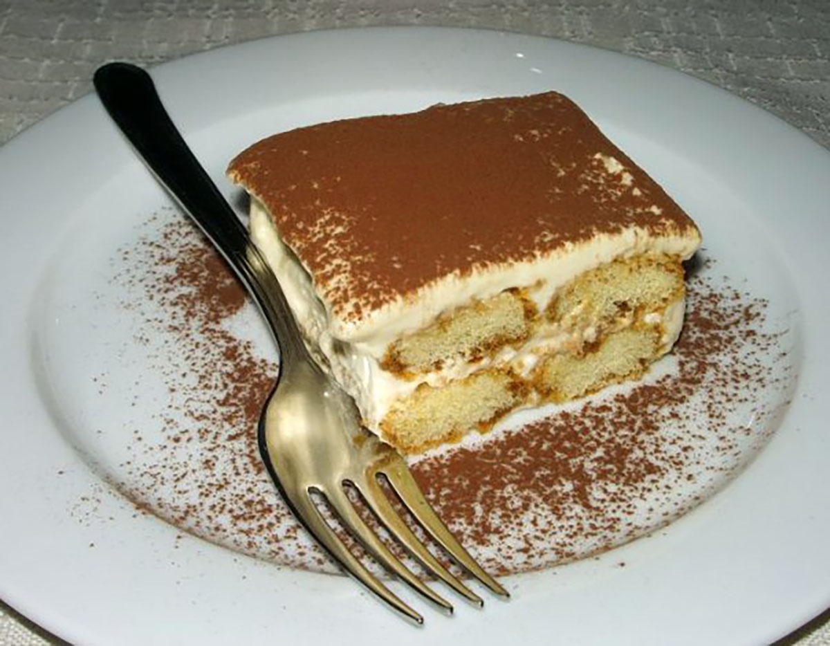 tiramisu,-benedetta-svela-i-4-trucchi-per-farlo-perfetto:-“dove-mettere-i-savioiardi-prima-di-bagnarli-col-caffe”