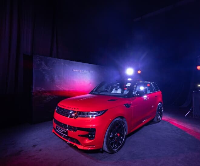 third-gen-range-rover-sport:-modernist-design-meets-top-notch-driving-experience