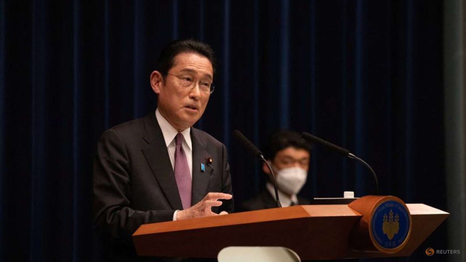 japan-eyes-cash-payouts-to-ease-inflation-pain-on-households-media