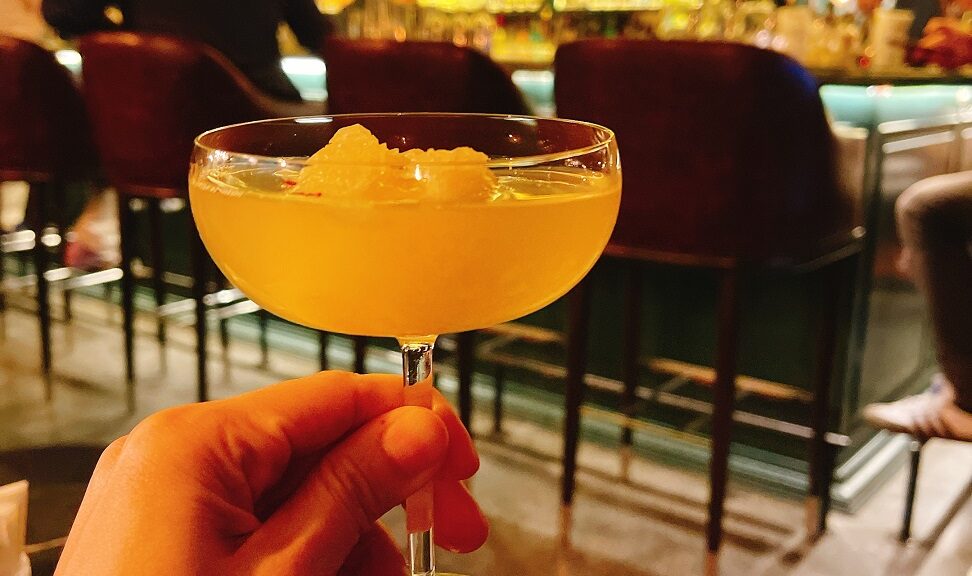 vesper-cockail-bar-–-gourmet-bangkok