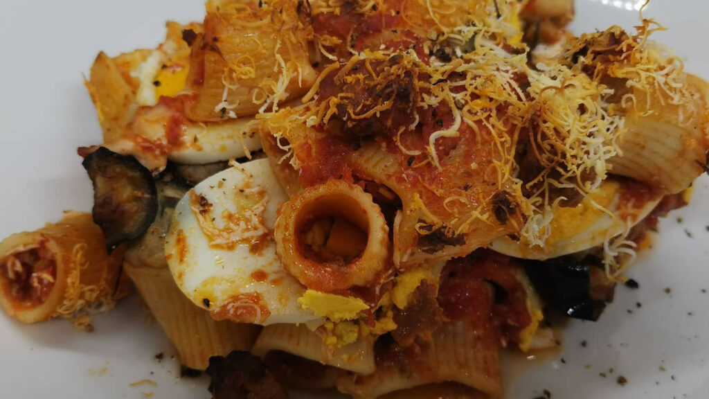 pasta-al-forno-borbonica,-la-preferita-da-re-ferdinando.-“il-giorno-dopo-e-ancora-piu-buona,-mai-mangiata-una-cosi”