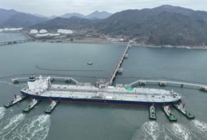 korea-receives-1st-batch-of-crude-oil-from-uae’s-international-joint-stockpile