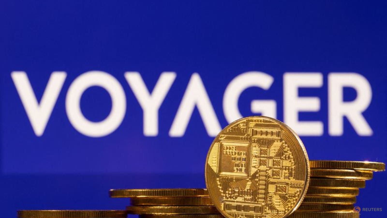 voyager-digital's-sale-to-binance.us-halted-by-district-court-–-bloomberg-news