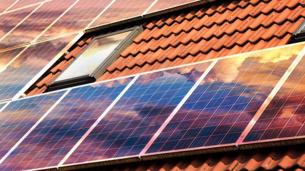 as-millions-of-solar-panels-age-out,-recyclers-hope-to-cash-in-|-greenbiz
