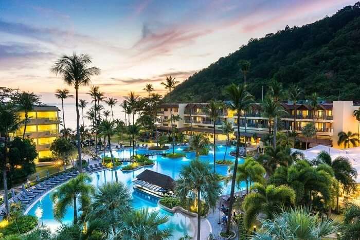 five-star-resorts-phuket-|