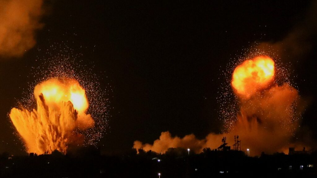 israel-launches-artillery-attacks-on-syria-after-rocket-fire